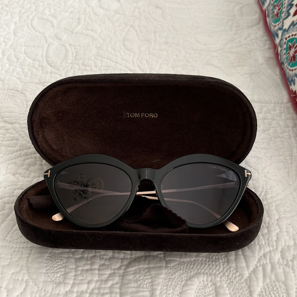 Tom Ford Black Cateye Sunglasses